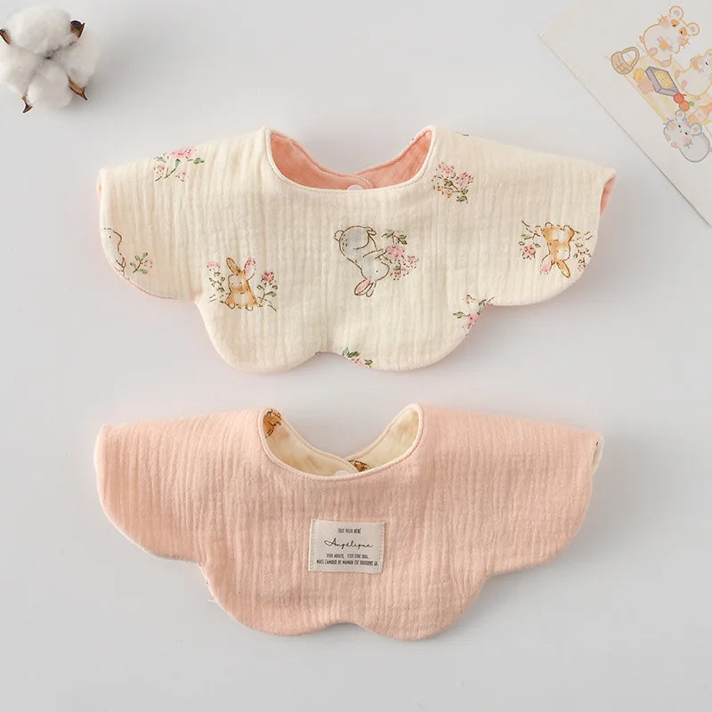 Le Pétale - Petal Shaped Bib