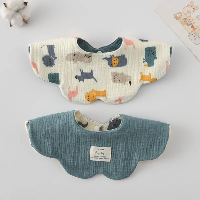 Le Pétale - Petal Shaped Bib