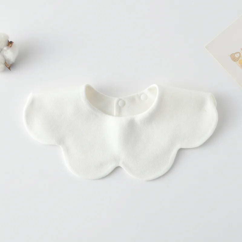 Le Pétale - Petal Shaped Bib