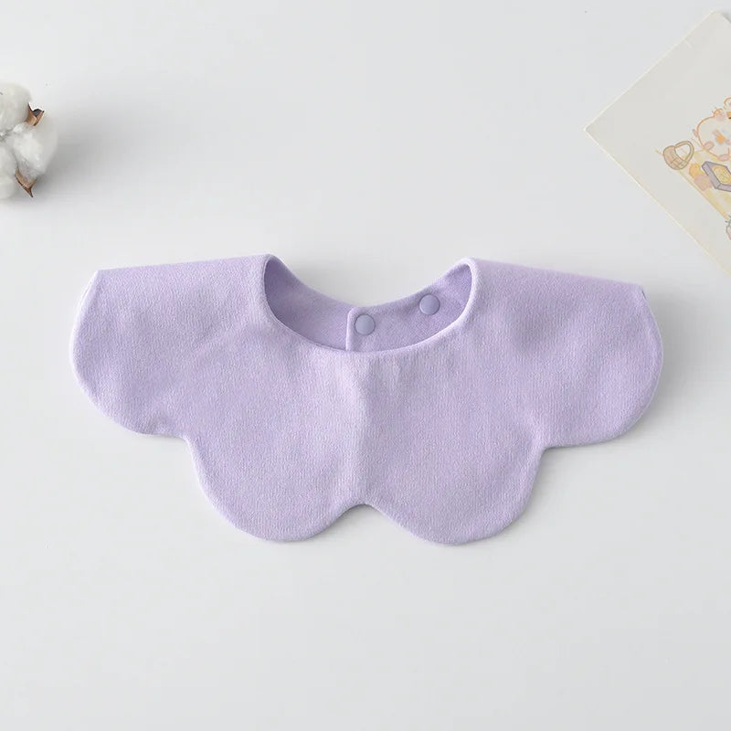 Le Pétale - Petal Shaped Bib
