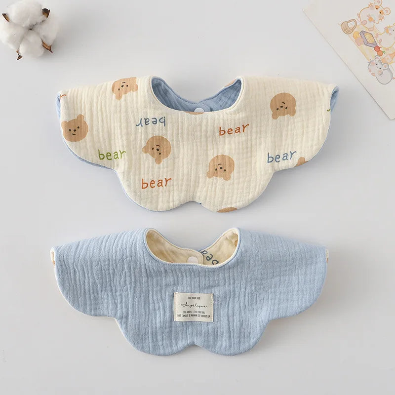 Le Pétale - Petal Shaped Bib