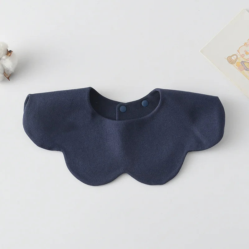 Le Pétale - Petal Shaped Bib