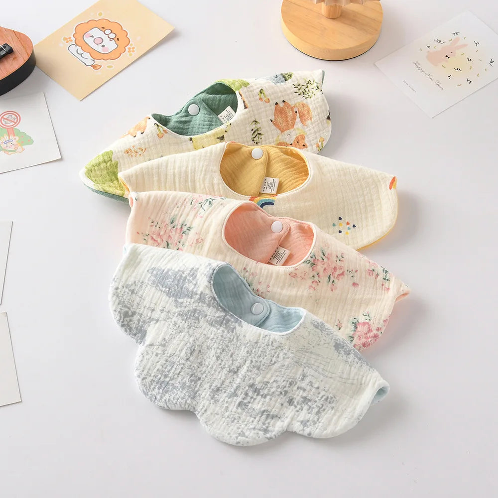 Le Pétale - Petal Shaped Bib