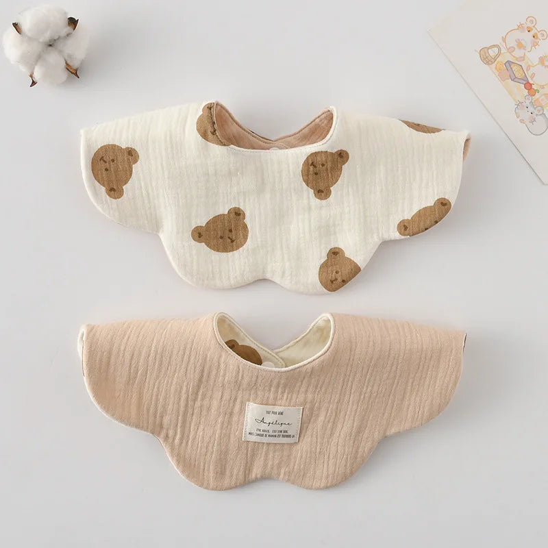 Le Pétale - Petal Shaped Bib