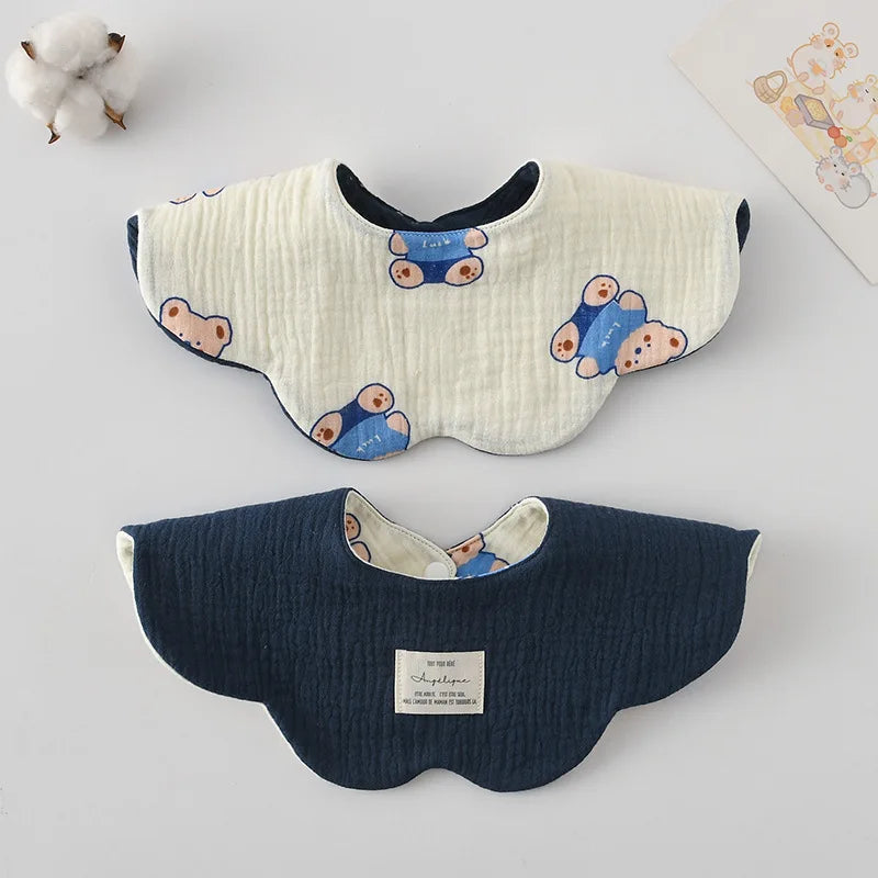 Le Pétale - Petal Shaped Bib