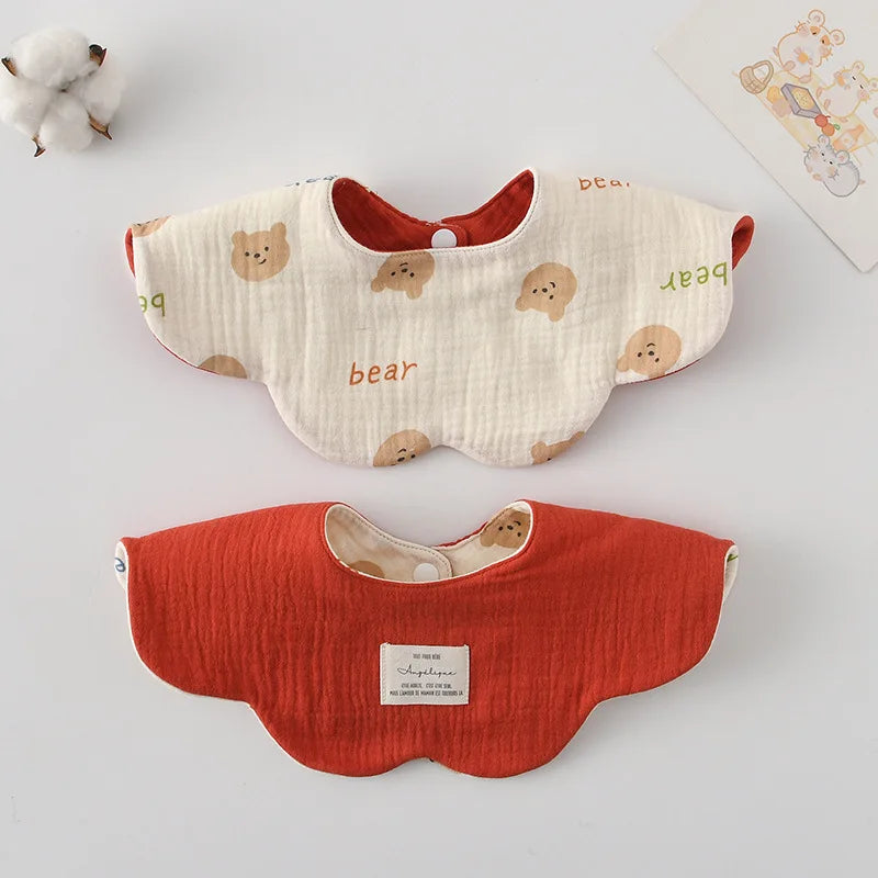 Le Pétale - Petal Shaped Bib