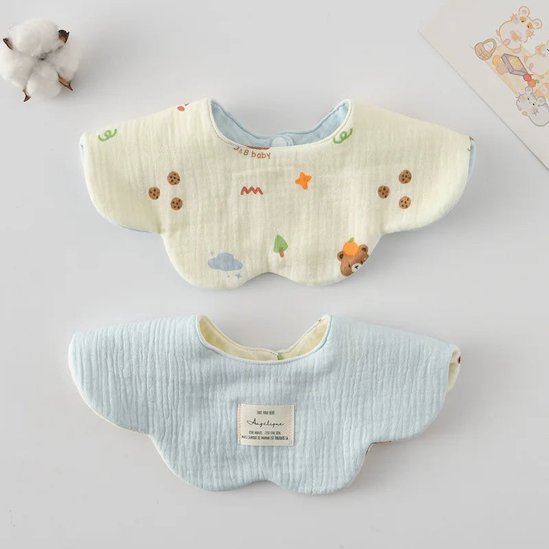Le Pétale - Petal Shaped Bib